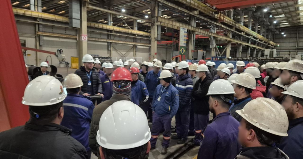escritorio de engenharia mecanica
